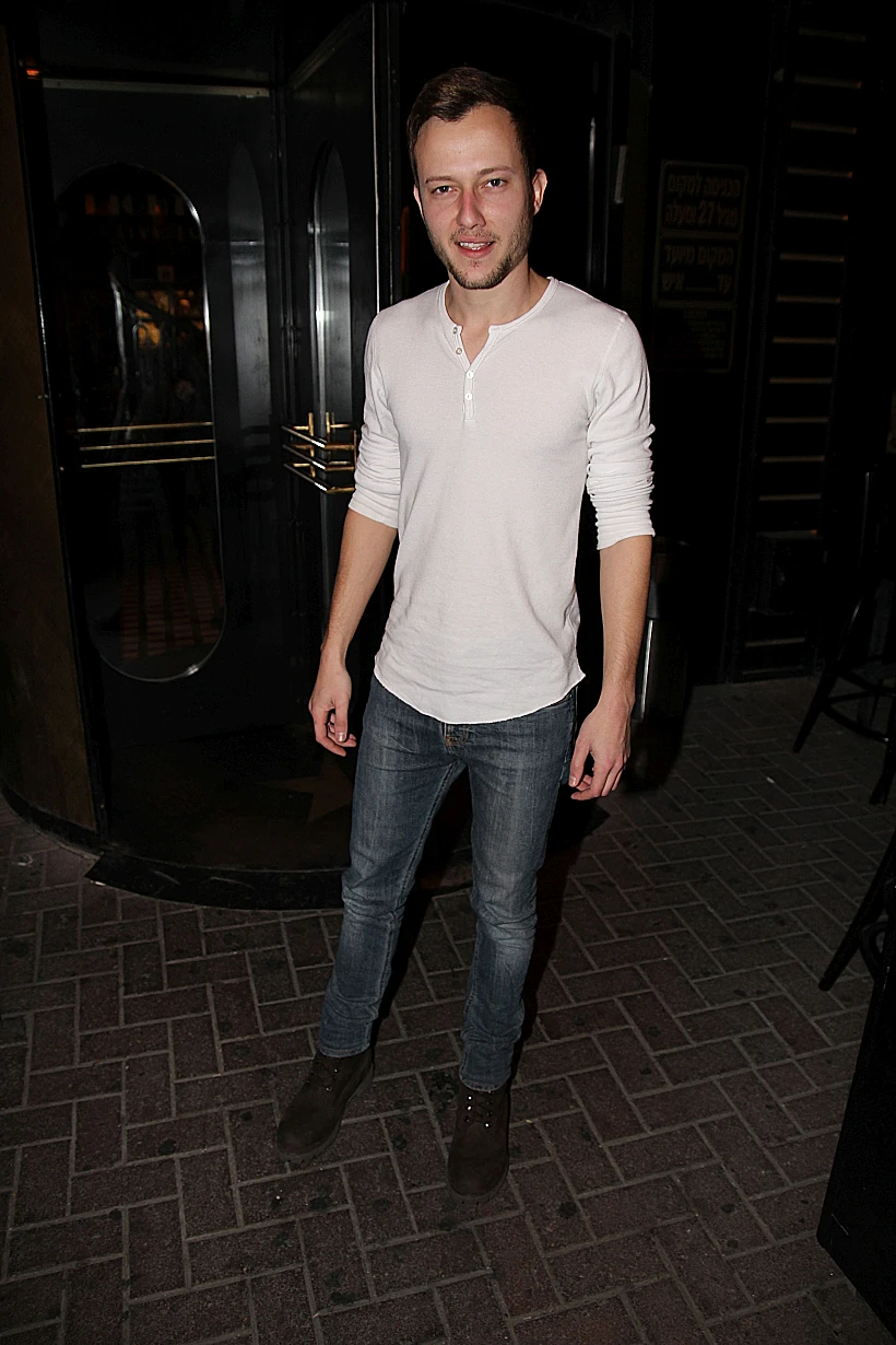 יון תומרקין