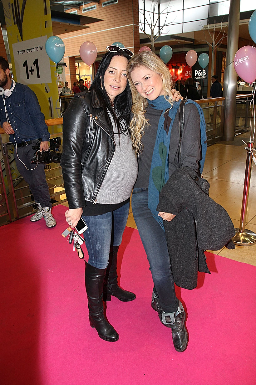 מיכל ינאי ומיכל אמדורסקי.חובבות מתנות ידועות