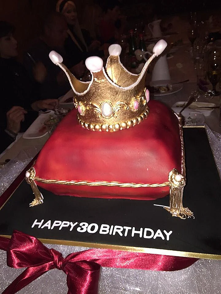 העוגה המלכותית