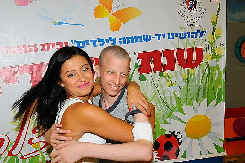 לינור שפר מהאח הגדול מתנדבת בעמותת 