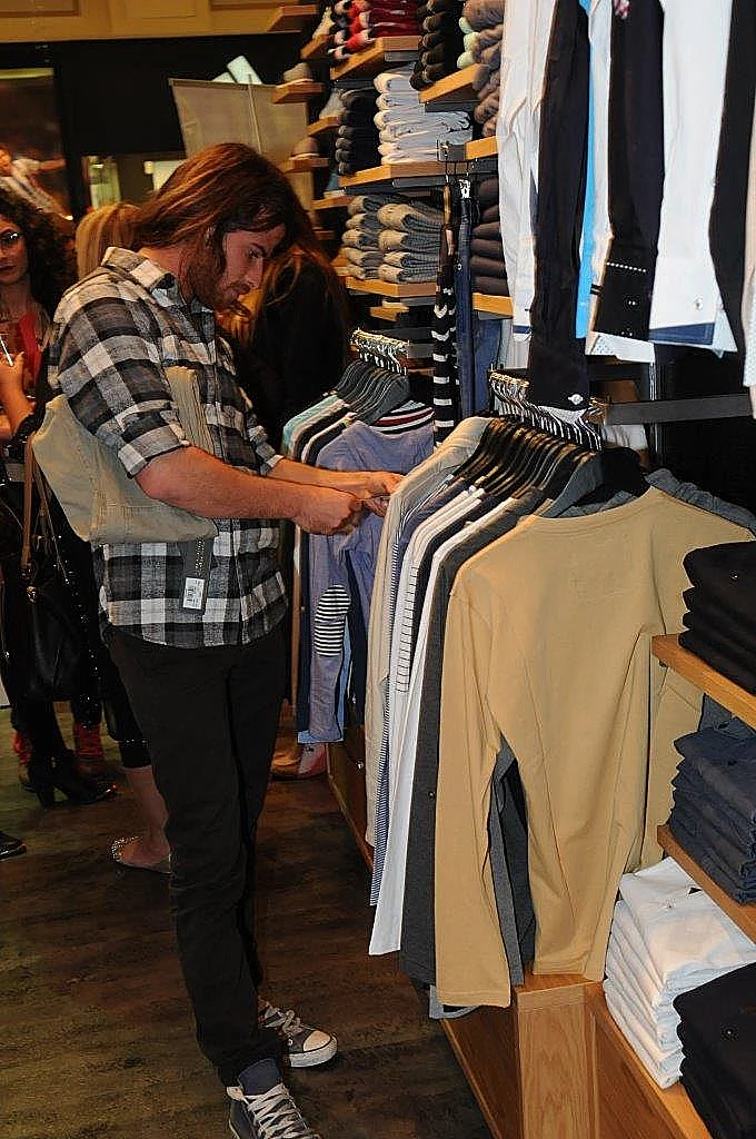 חנות מאניה קניון איילון