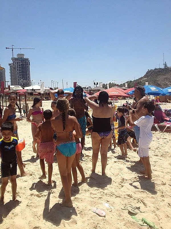 איציק ואלירן