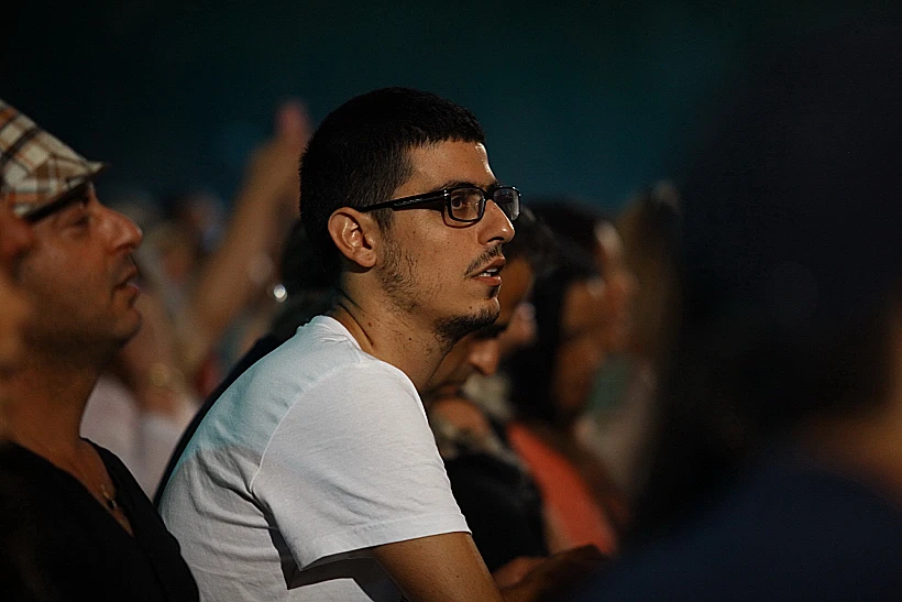 הופעה אייל גולן קיסריה