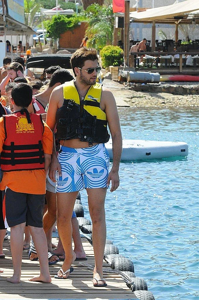 טום קשתי באילת