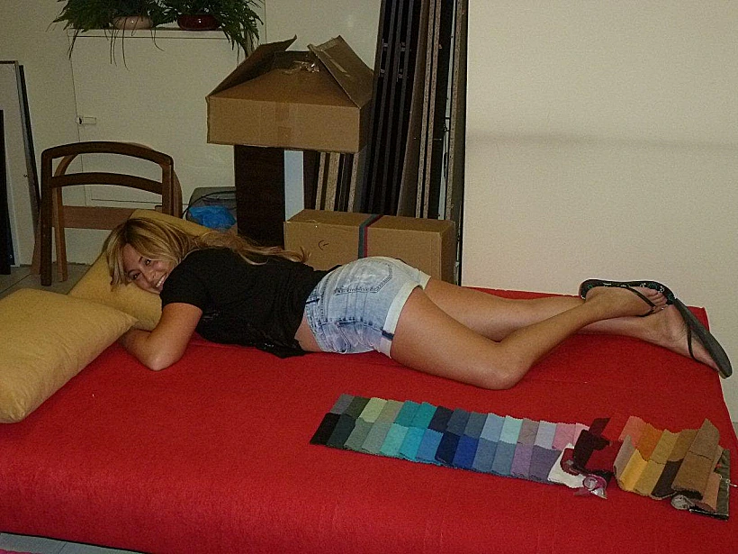 ליהיא גרינר קונה מיטה