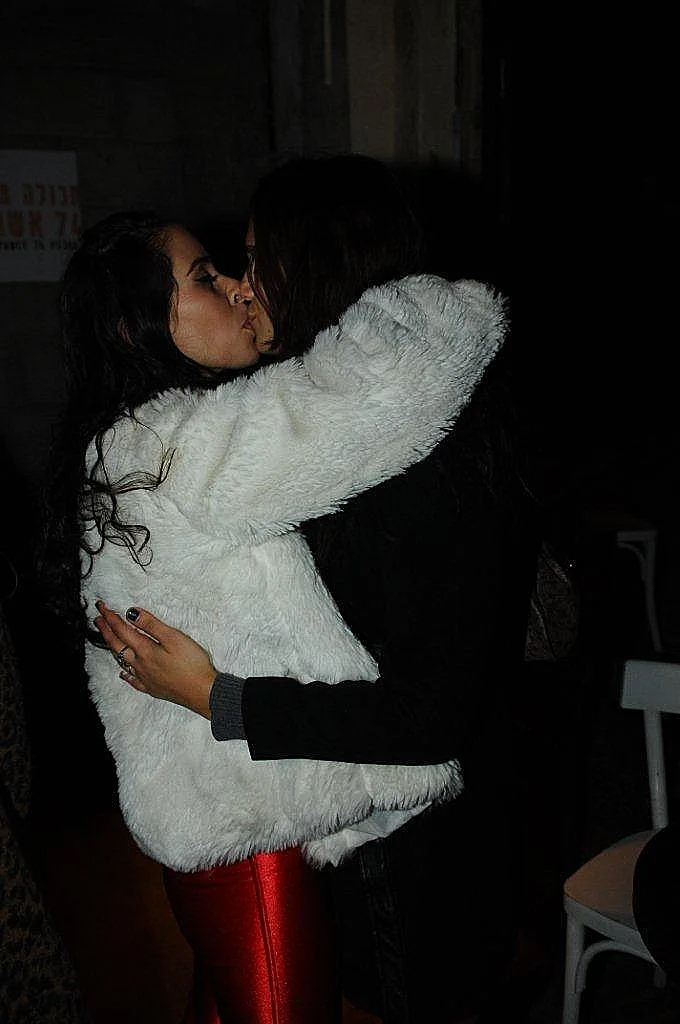 מארינה מקסימיליאן בלומין ושירה חן