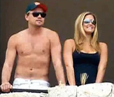 בר רפאלי ולאונרדו דיקפריו במקסיקו