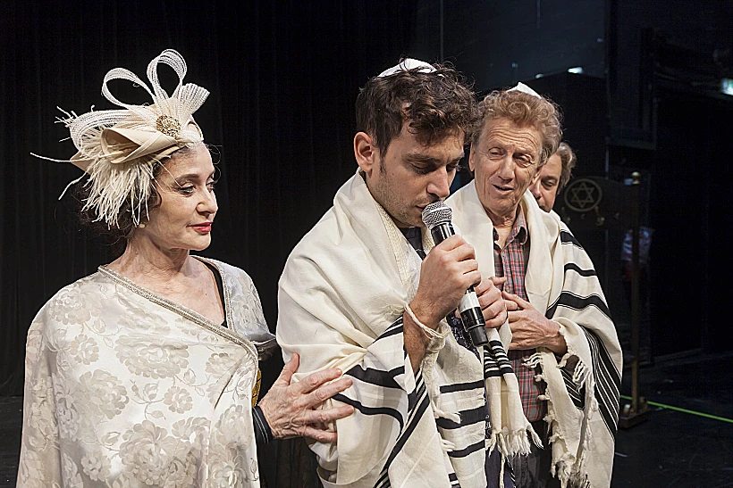 החדר האחורי