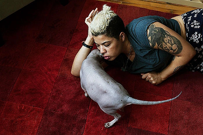 נשים ניו יורקריות עם החתולים שלהם