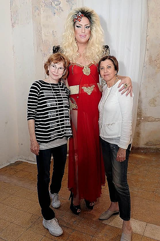 קיי לונג, יעל גרמן וזהבה גלאון