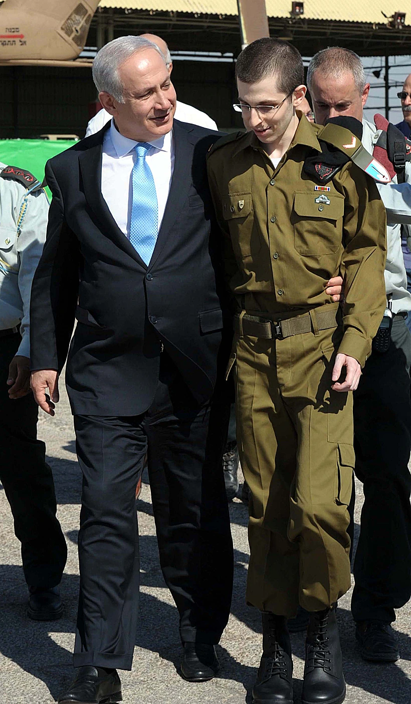 ראש הממשלה נפגש עם גלעד שליט