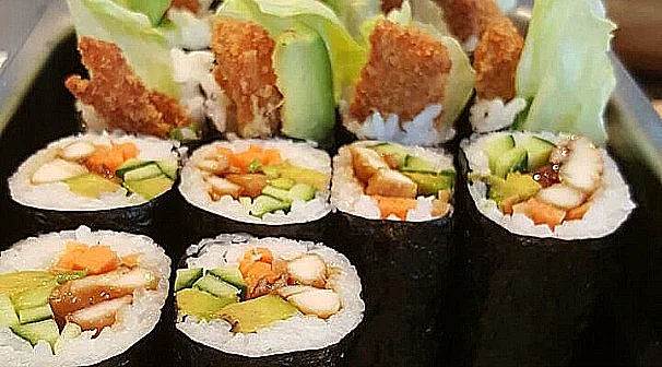 הנד רול סושי