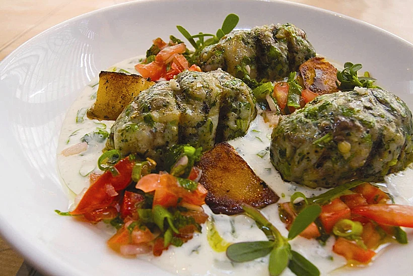 מנה במסעדת חדר האוכל