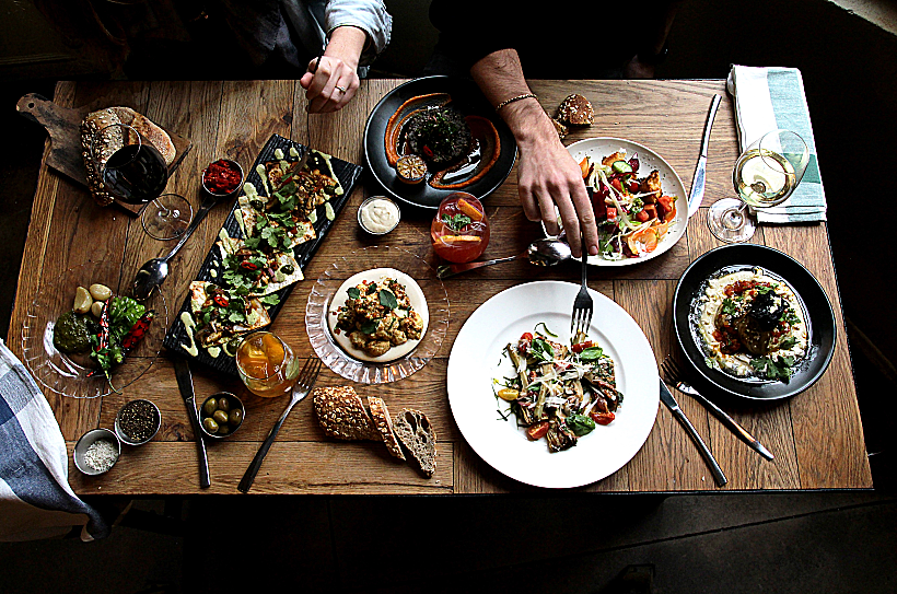 ארוחת חברים, מטבח לילה