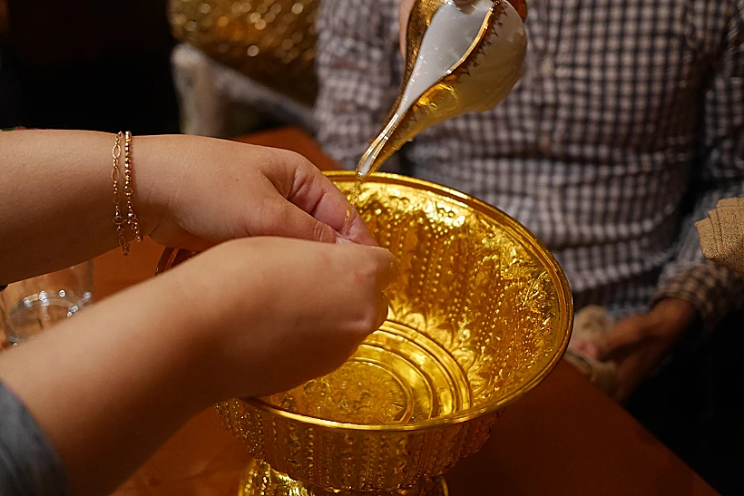 טקס שטיפת הידיים, ניטן תאי