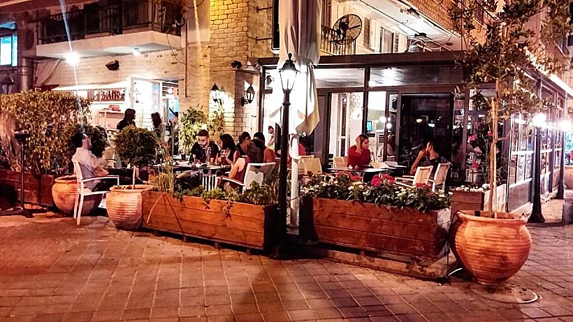 אורבניק, מסעדה חדשה ברחובות