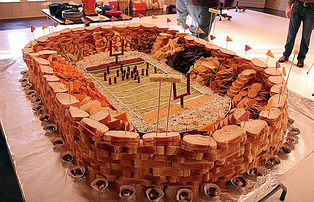 מגרש פוטבול אכיל