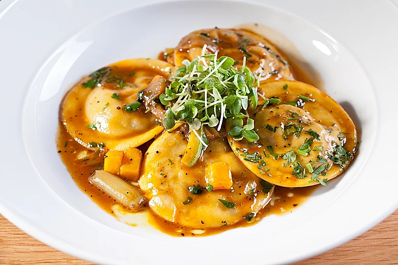 רביולי זנב שור בטיביס