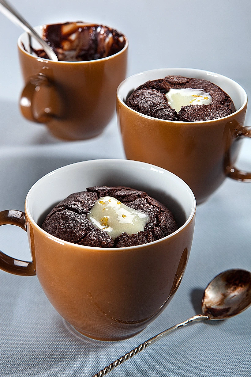 פונדנט שוקולד עם קרם אנגלז חם בניחוח תפוז