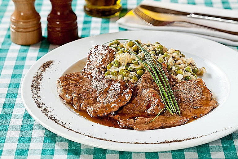 סקאלופ ריזי ביזי של בליני (עליונה)