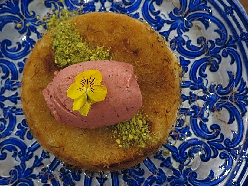 כנאפה, מסעדת עלה גפן