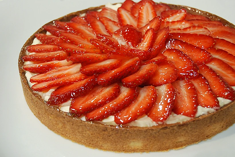 טארט תותים - מתוך קורס קונדיטוריה לגעת באוכל