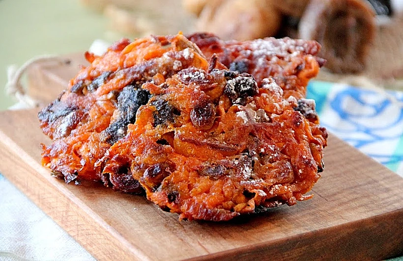 לביבות בטטה ופירות יבשים