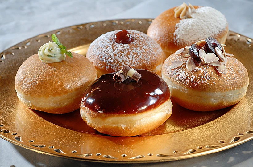 את חג החנוכה הזה, חוגגים ב