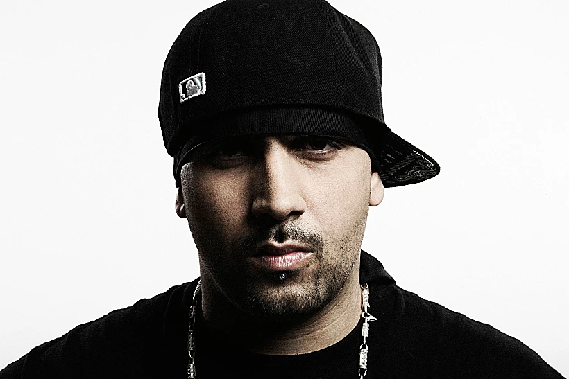 הצל - יואב אליאסי