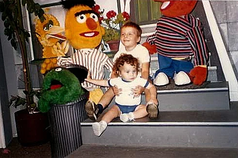 תמונות ילדות של מאור ברברבאום, היפה והחנון, עונה שנייה