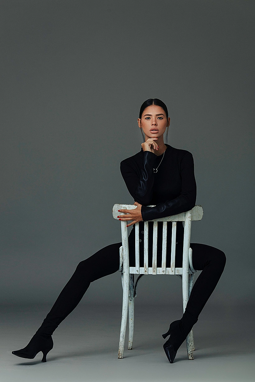 רוסלנה רודינה בהשראת גילה אלמגור