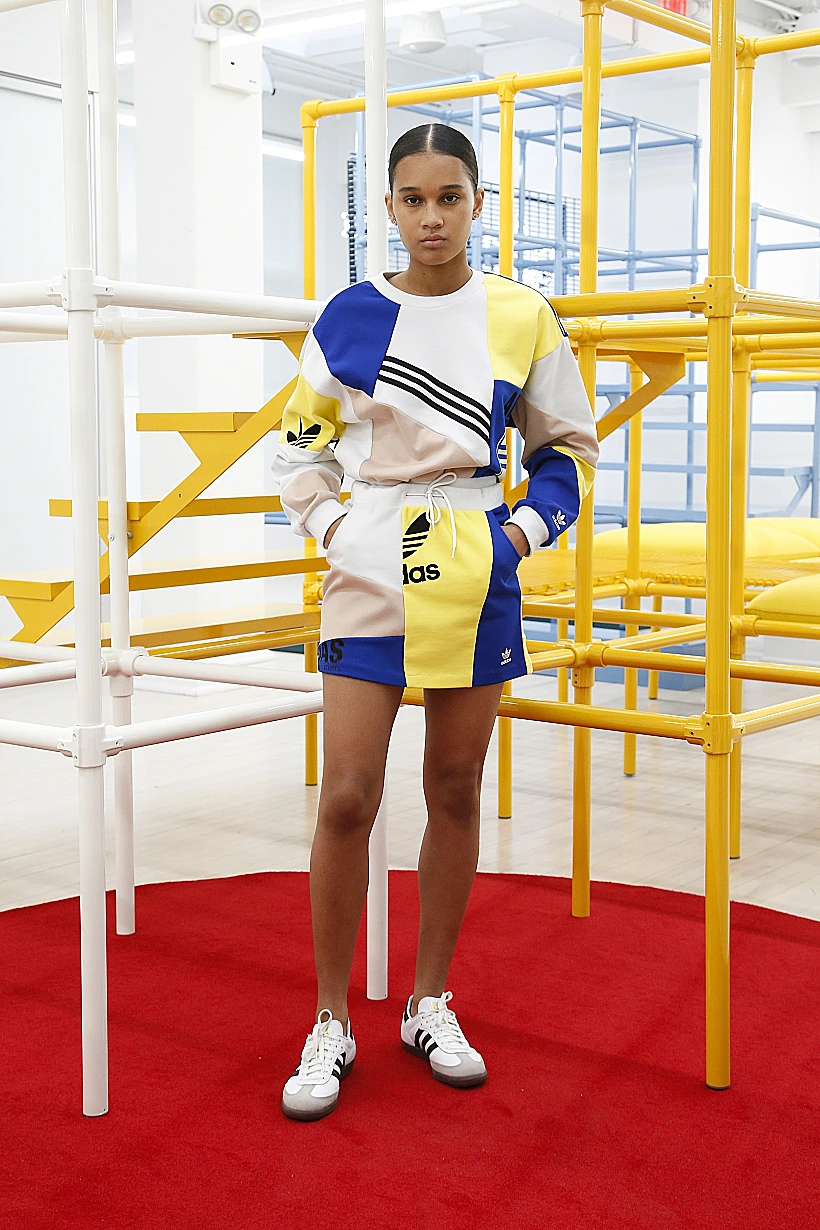 דניאל קתארי לאדידס(יחצ )