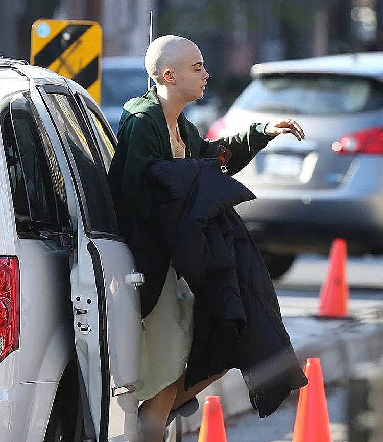 קארה דלווין