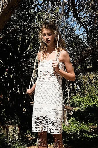 שמלות לבנות