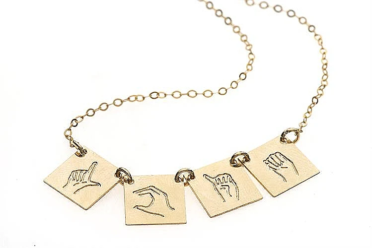 תכשיטים בשפת הסימנים