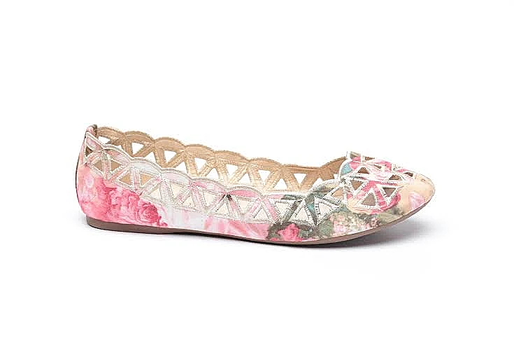 אסתי גינזבורג לאפריל