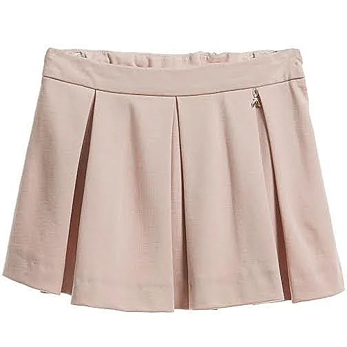 חצאיות קצרות