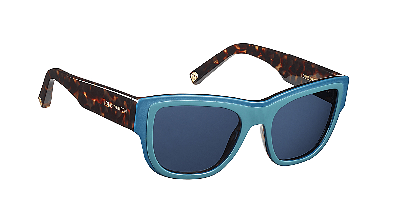 מממשקפי שמש כחולים