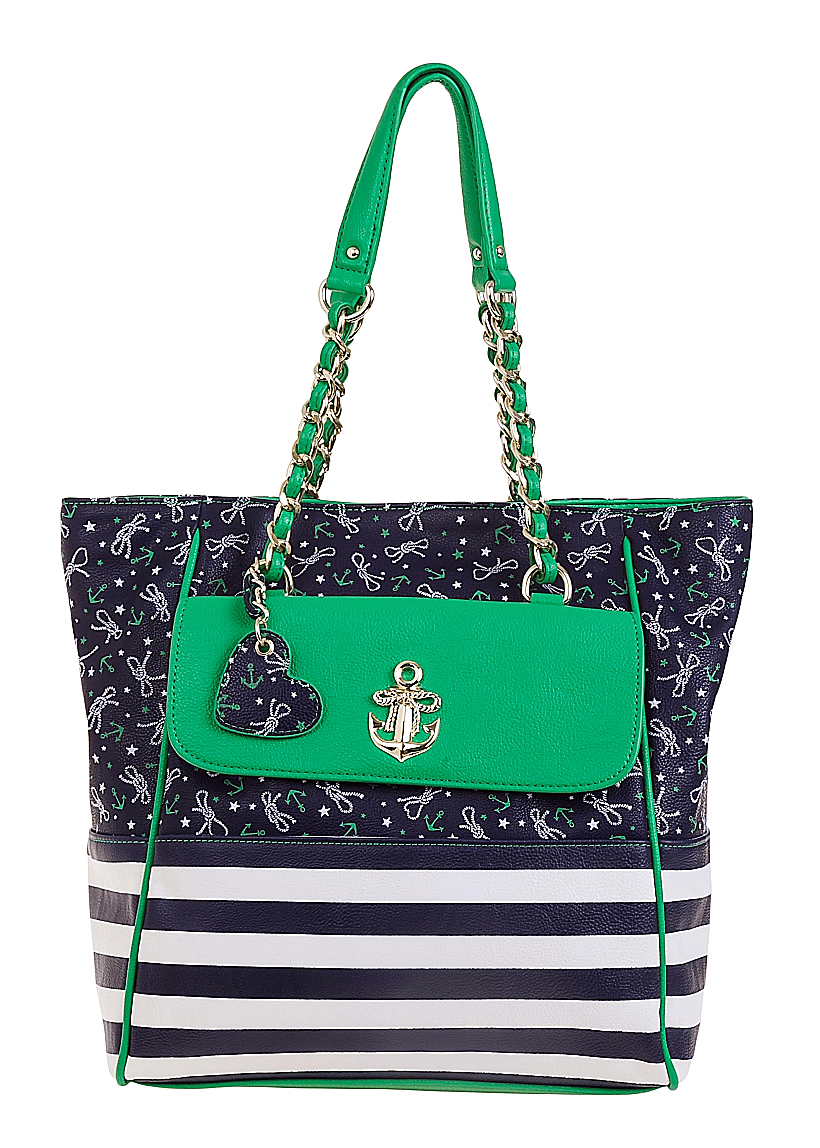 לינדזי לוהן guss