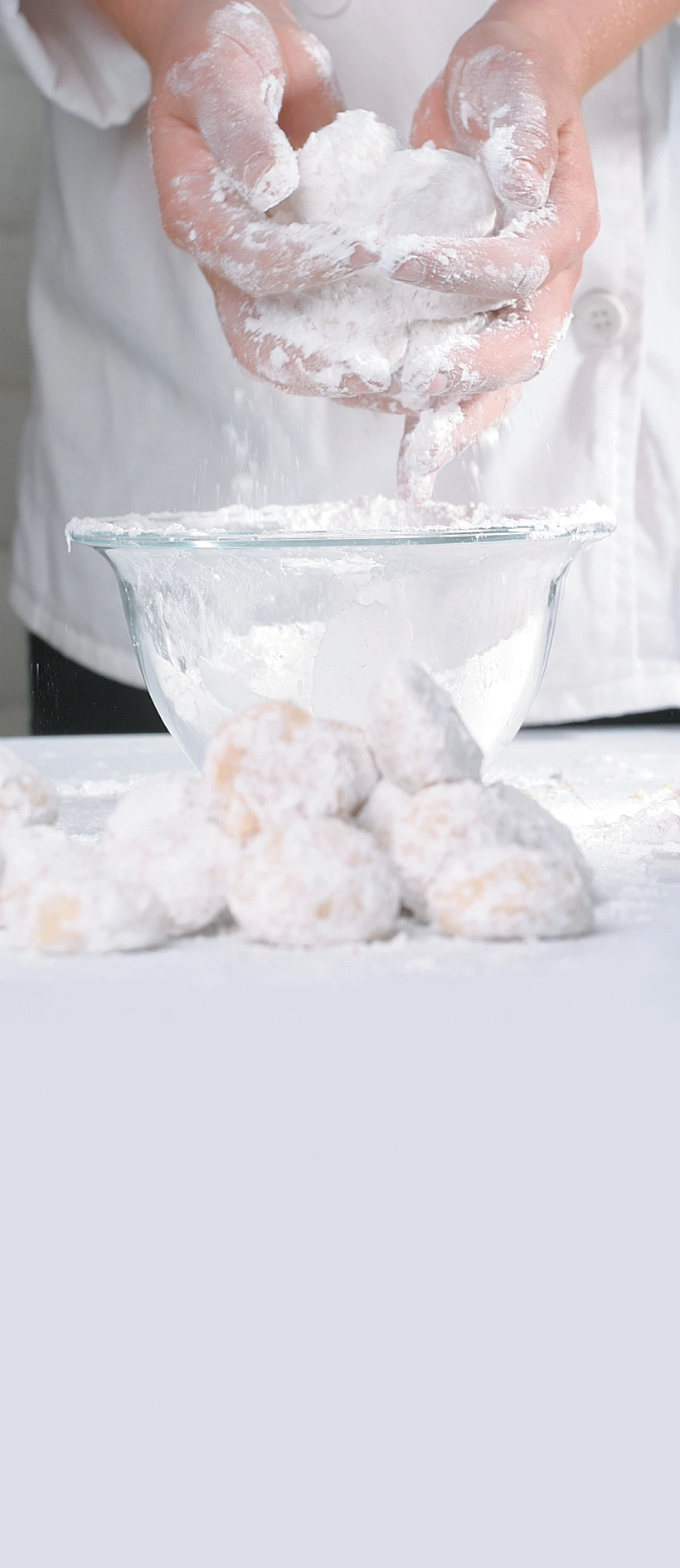 עוגיות עם אבקת סוכר