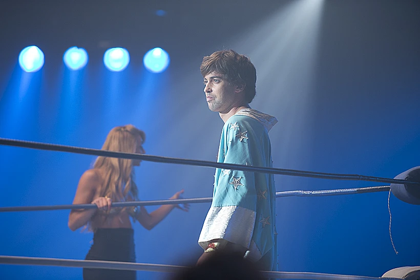 אלעד אביטל  - היפה והחנון 4