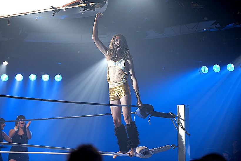 איליה - היפה והחנון 4