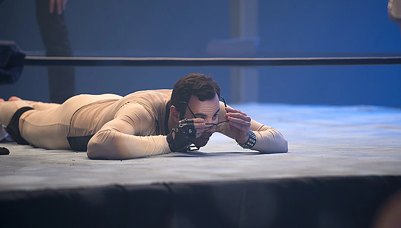 אורי ברויר - היפה והחנון 4