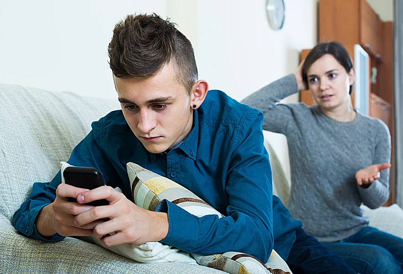 מה הילד עושה כשאתם לא רואים