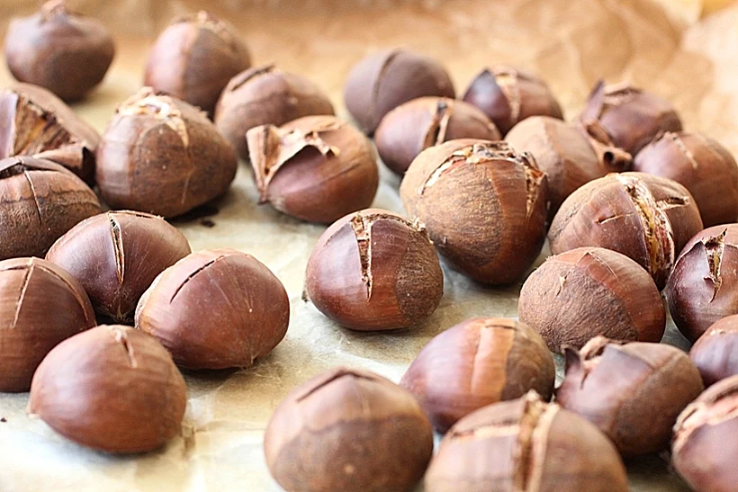 10 דברים על ערמונים (אפרת ליכטנשטט)