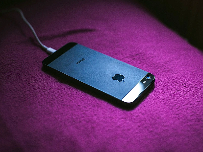 אייפון בהטענה