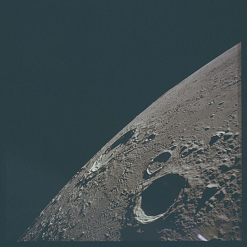 ארכיון התמונות של משימות אפולו נפתחת לקהל הרחב