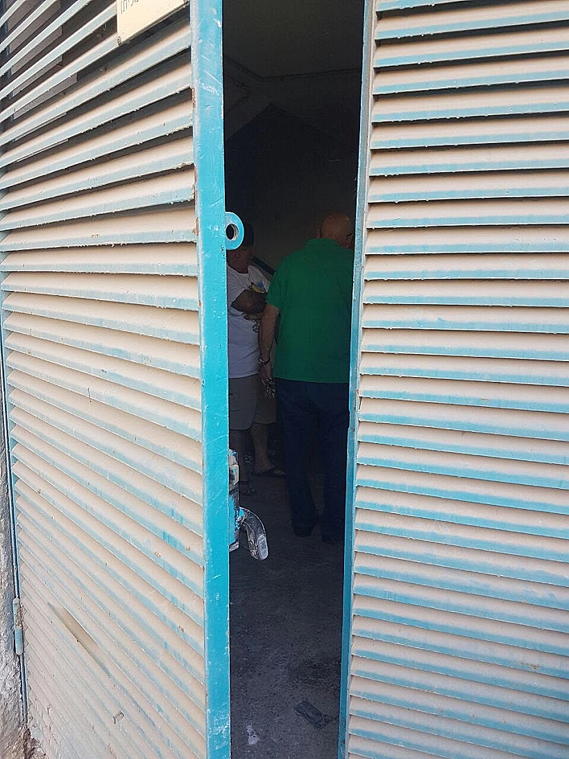 מי פרץ לסניף ishare בקניון הנגב?