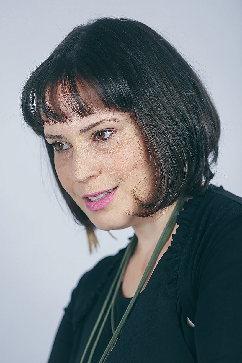 מורן קרמין קורן, לייק אנד שייר