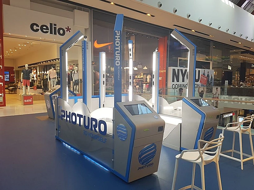 קונור בפעולה